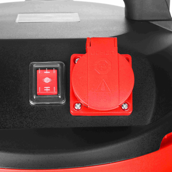 Пылесос P.I.T. PVC30-C МАСТЕР (1,5кВт,3 м шланг,пыль.сбор 30л,нерж.к-с,бум.мешок) — купить в Кургане, цены в интернет-магазине «АкваТехника»