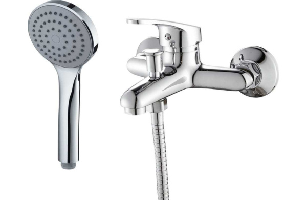 Смеситель для ванны VODA Lucky LY54  короткий излив 